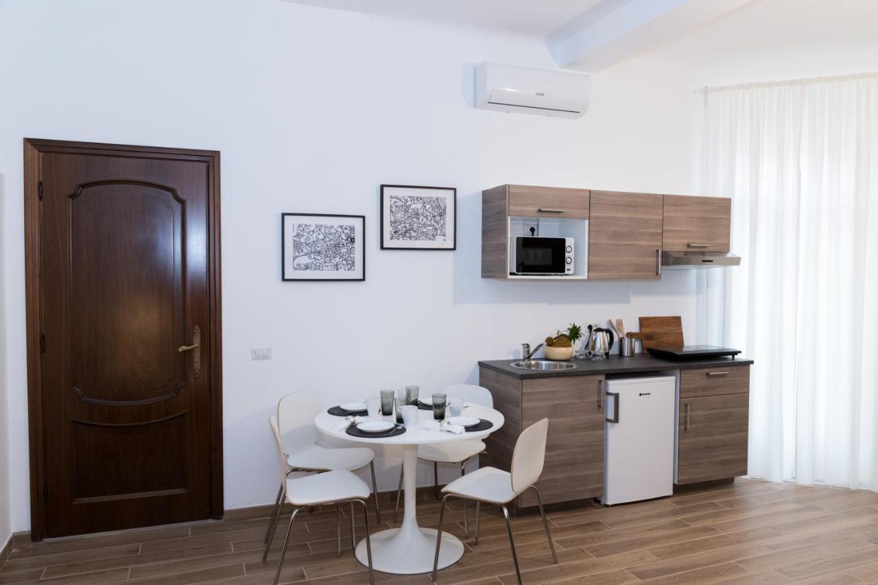 Hemeras Boutique Homes - 4 Design Apartments Near Milan Central Station Bagian luar foto